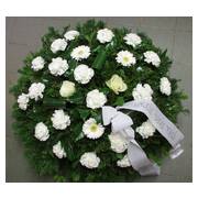 80-cm-atmeroju--vegyes-viragokkal-diszitett-fekvo-koszoru