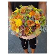 Xl-es-meretu--oszi-viragdoboz-narancs-sarga-szinekben--disztokokkel